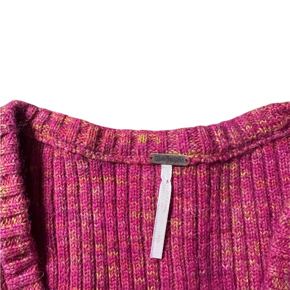 Free People Wool Blend Pink Knitted Button-Up Women's Top Small - Picture 2 of 4